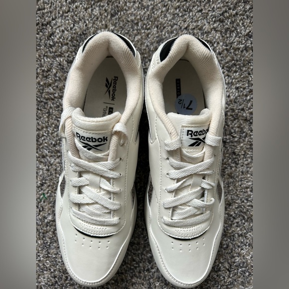 Reebok NWT Cream Sneakers with Leopard Accent Ortholite shoes size 7.5 - Picture 8 of 8